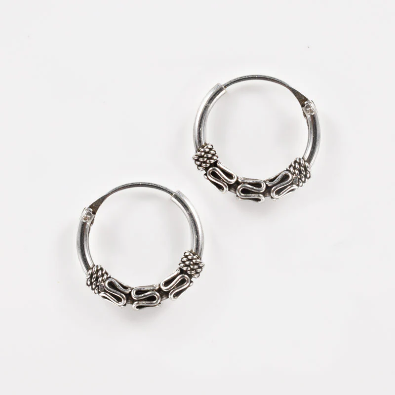 Bali Silver Hoop Earrings 'Laban' - Image 2