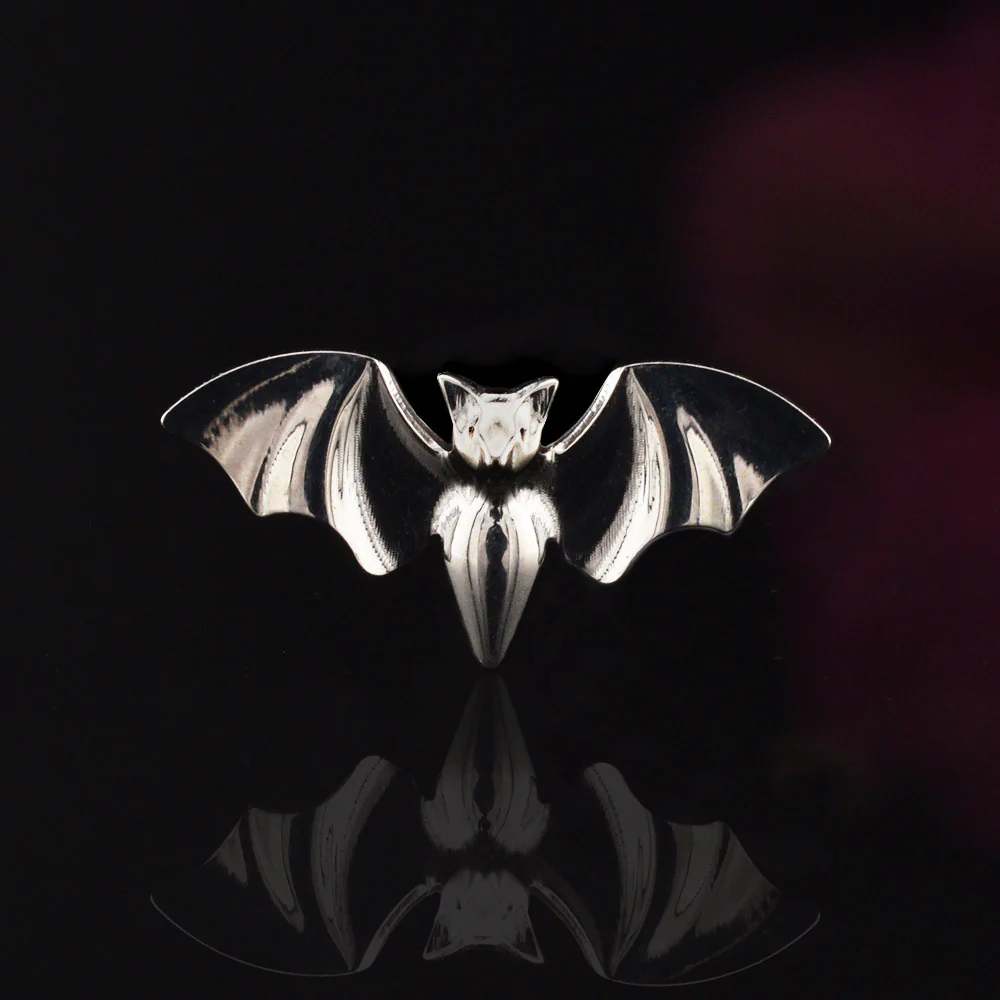 Bat Labret in G23 Titanium