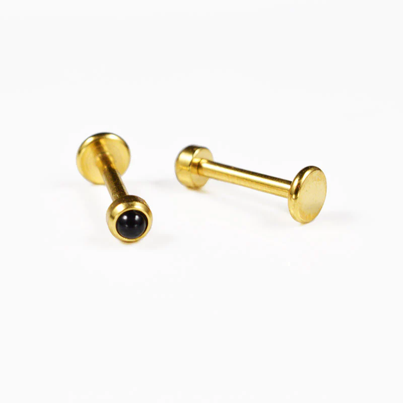 Gold Labret with Black Onyx Stone - Image 2
