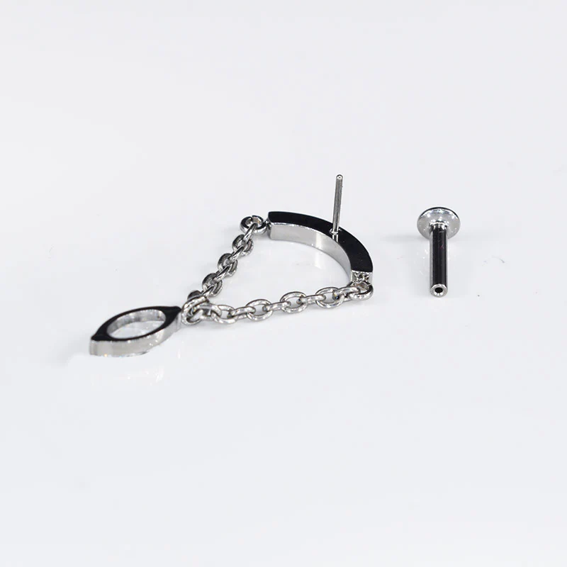 Hidden Helix with Marquise Cut Cubic Zirconia Gem - Image 3
