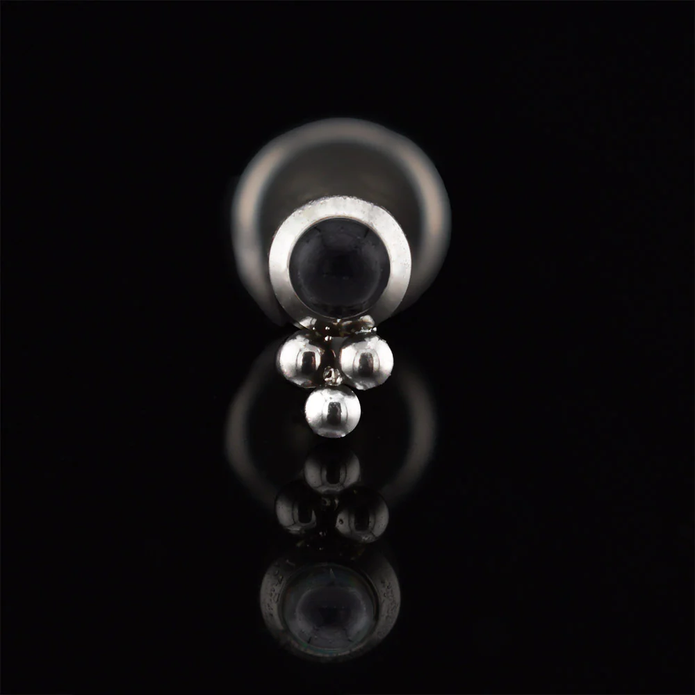 Small Labret with Onyx Stone and Triple Dots