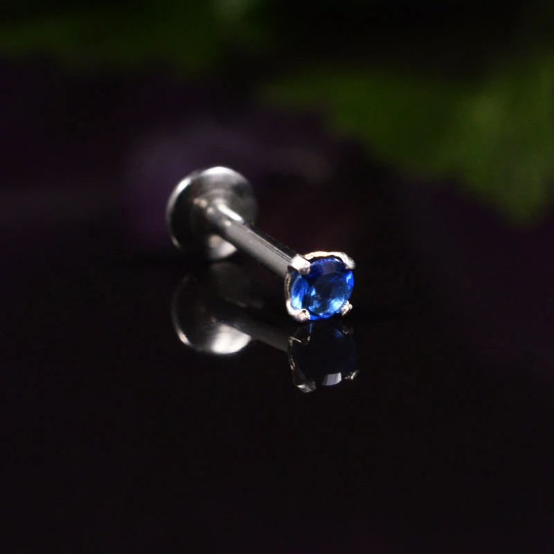 Micro Labret, Flat Back with Sapphire Gem
