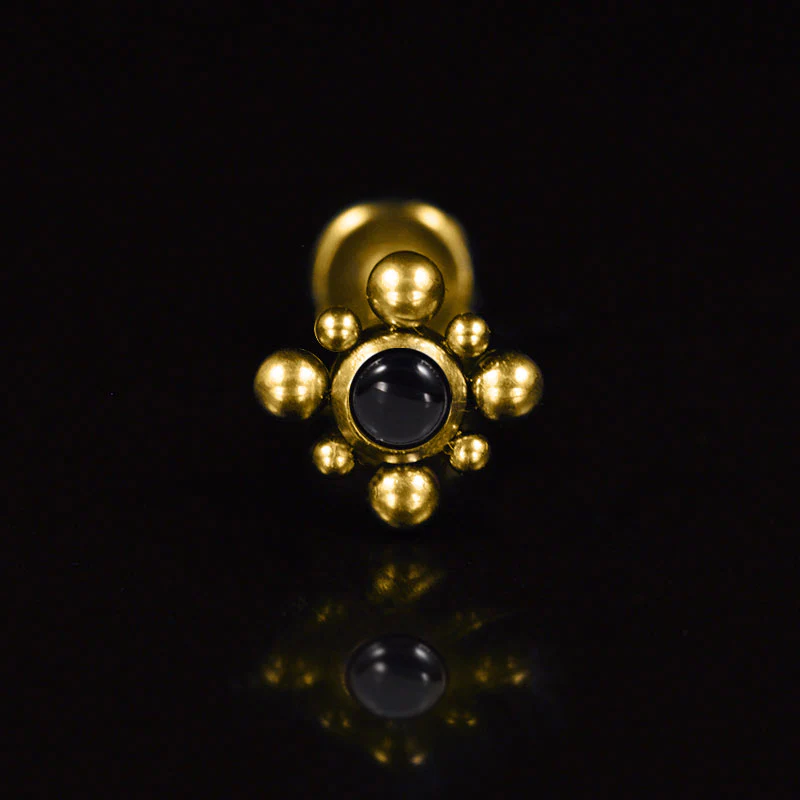 Onyx Labret with Beading in Gold