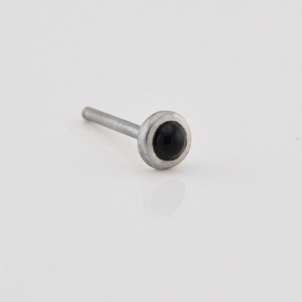 Silver Nose Stud with Onyx Stone - Image 2