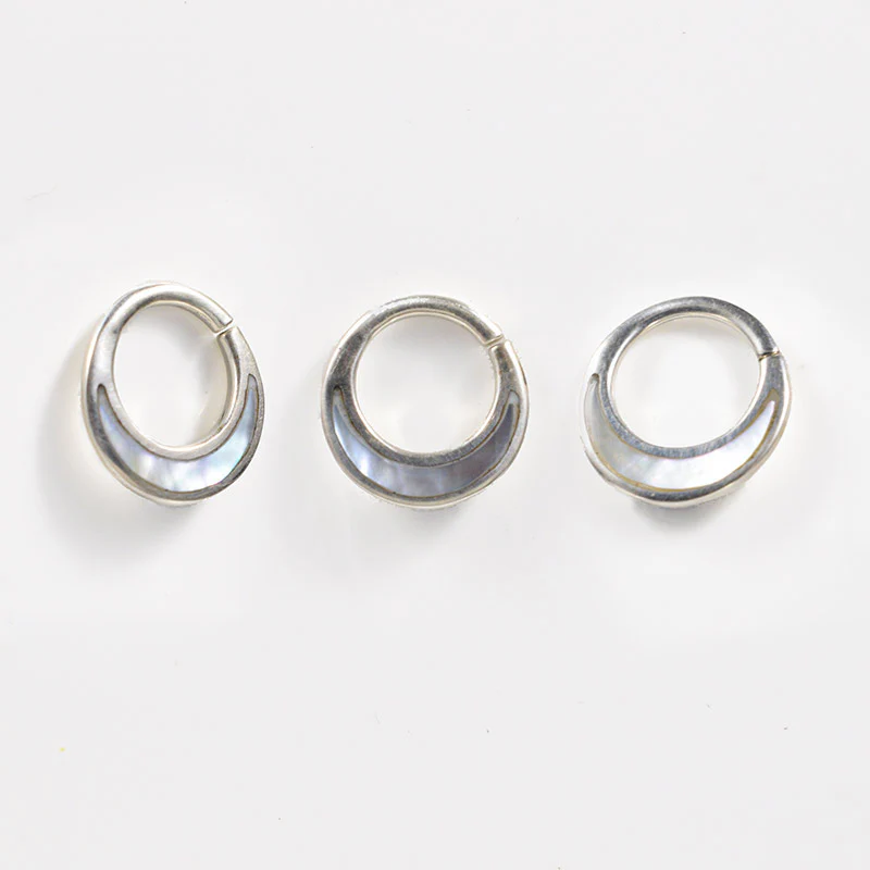 Silver Septum Ring with Mother of Pearl - Image 2