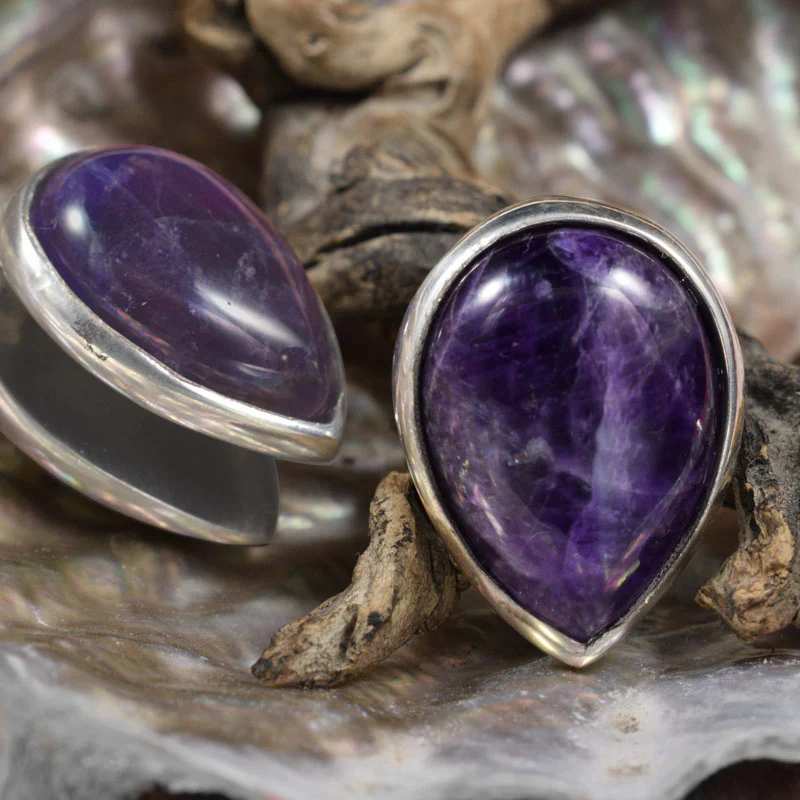 Spade Ear Weight with Amethyst Crystal - Image 3