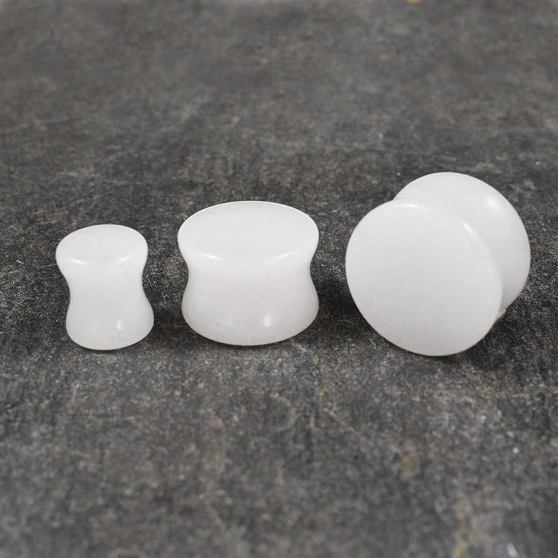 White Quartz Stone Flesh Plug - Image 2